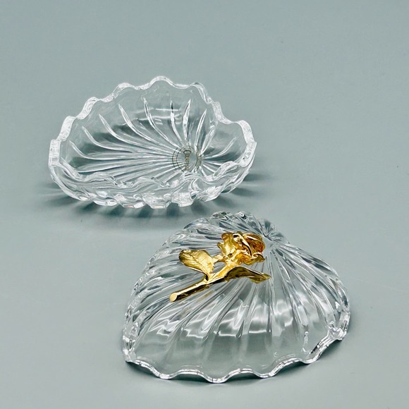 Vintage Italian “Courtenay” Heart Shaped Gold Rose Accented Crystal Trinket Box - Picture 4 of 8